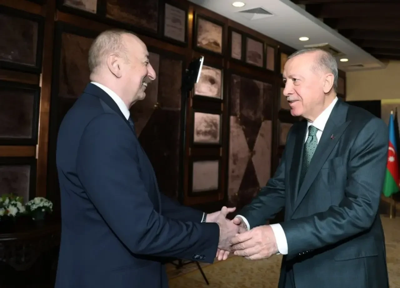 Cumhurbaşkanı Erdoğan, Kardeş Ülke Azerbaycan’ın Lideri Aliyev ile Antalya’da Görüştü