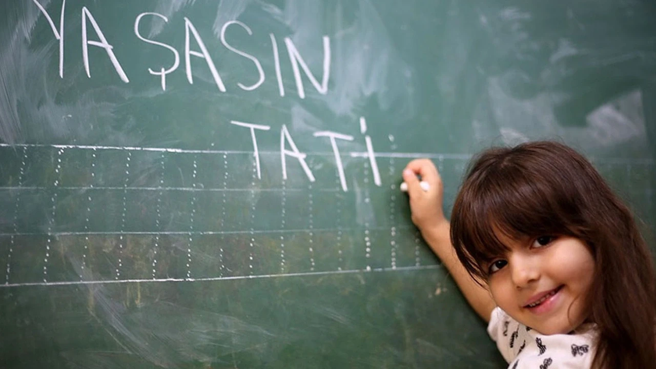 Bayram tatiliyle yaz tatili birleşiyor mu? MEB kesin konuştu!