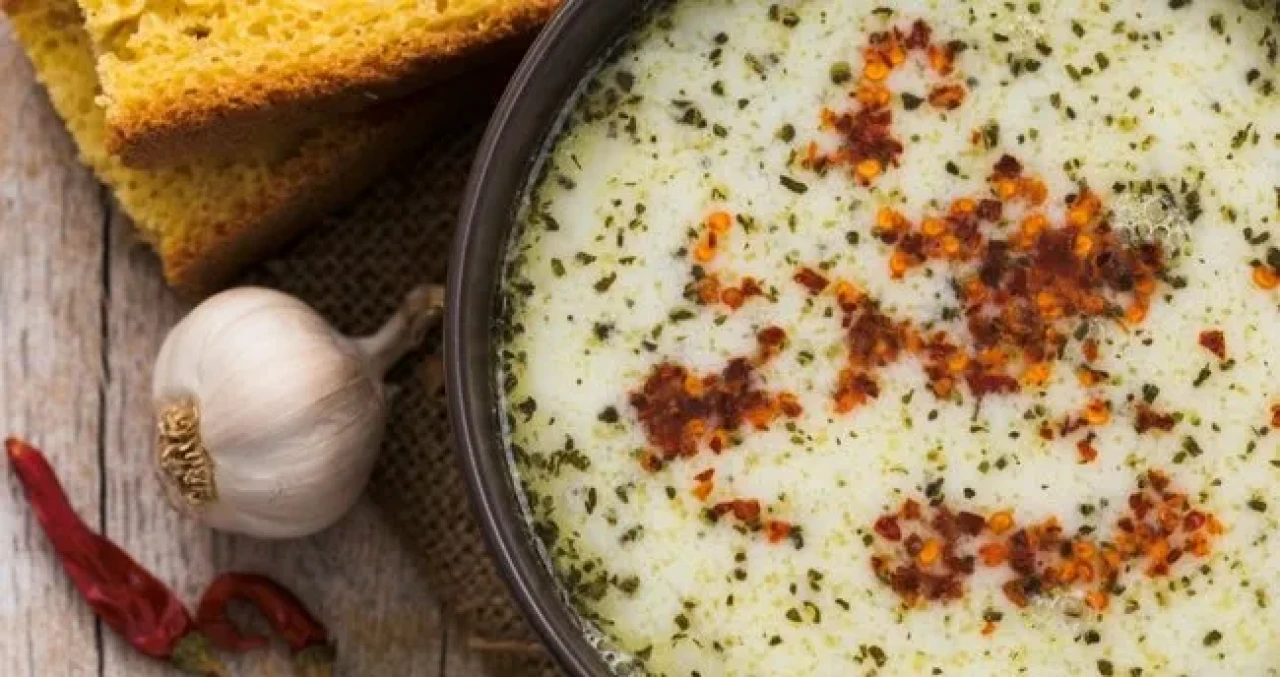 Anne Eli Değmiş Gibi! İşte Efsane Yayla Çorbası Tarifi