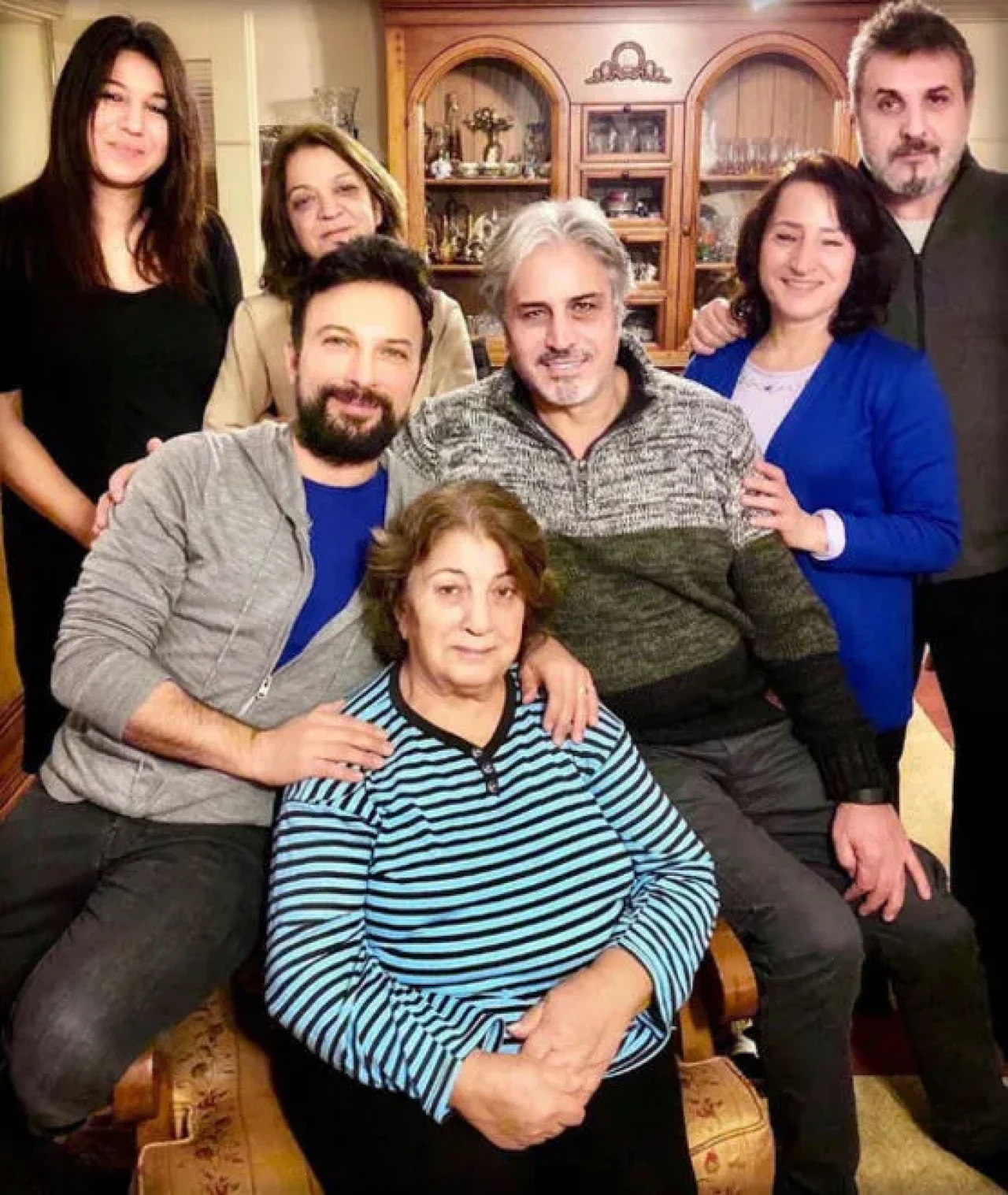 10 yıl sonra bir araya gelmişlerdi… İşte o duygulandıran görüntü