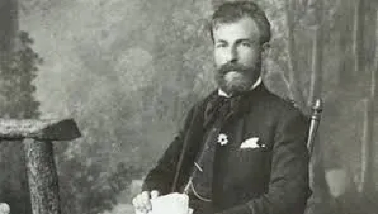 Recaizade Mahmut Ekrem Kimdir, Kaç Yaşında Öldü, Torunları Kim, Eserleri Nelerdir, Hangi Dönemin Ünlü Yazarı?