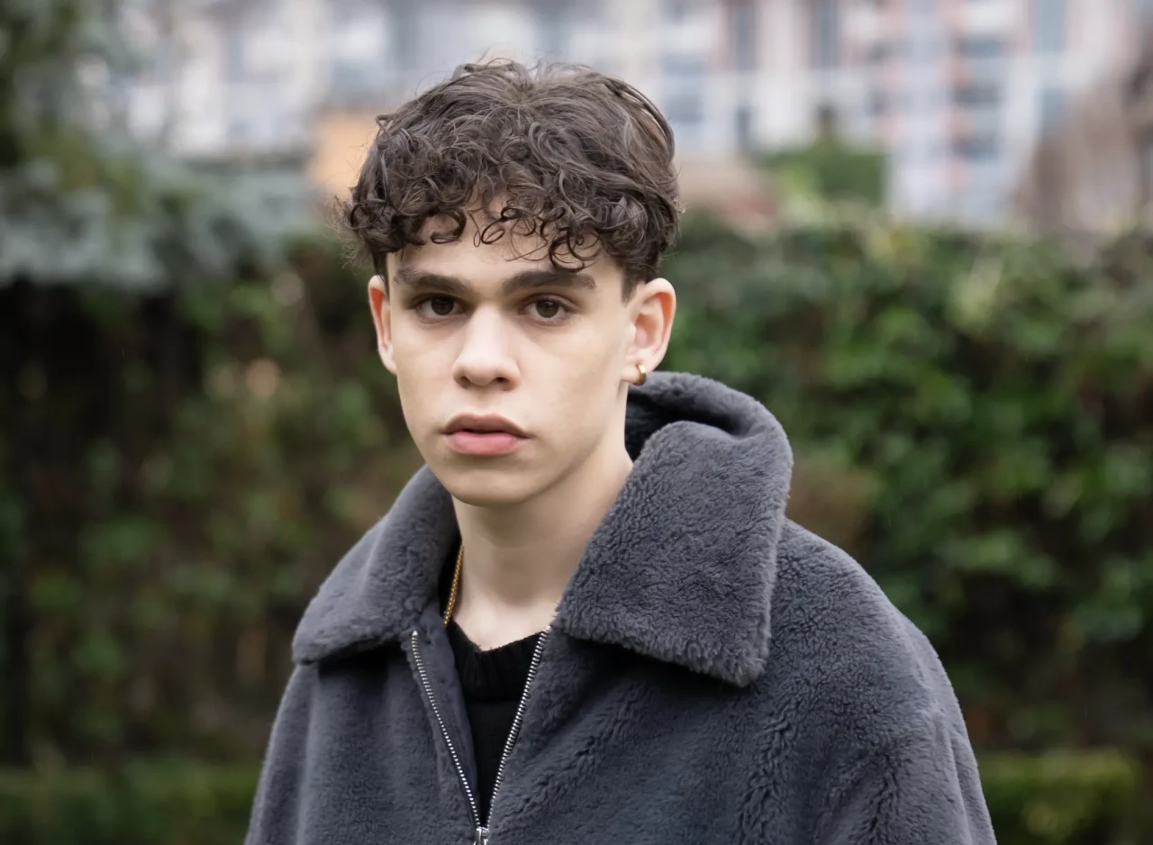 Kazaya Rağmen Durmadı! Alper Erözer’den Müziğe Adanmış Bir Başarı Hikayesi