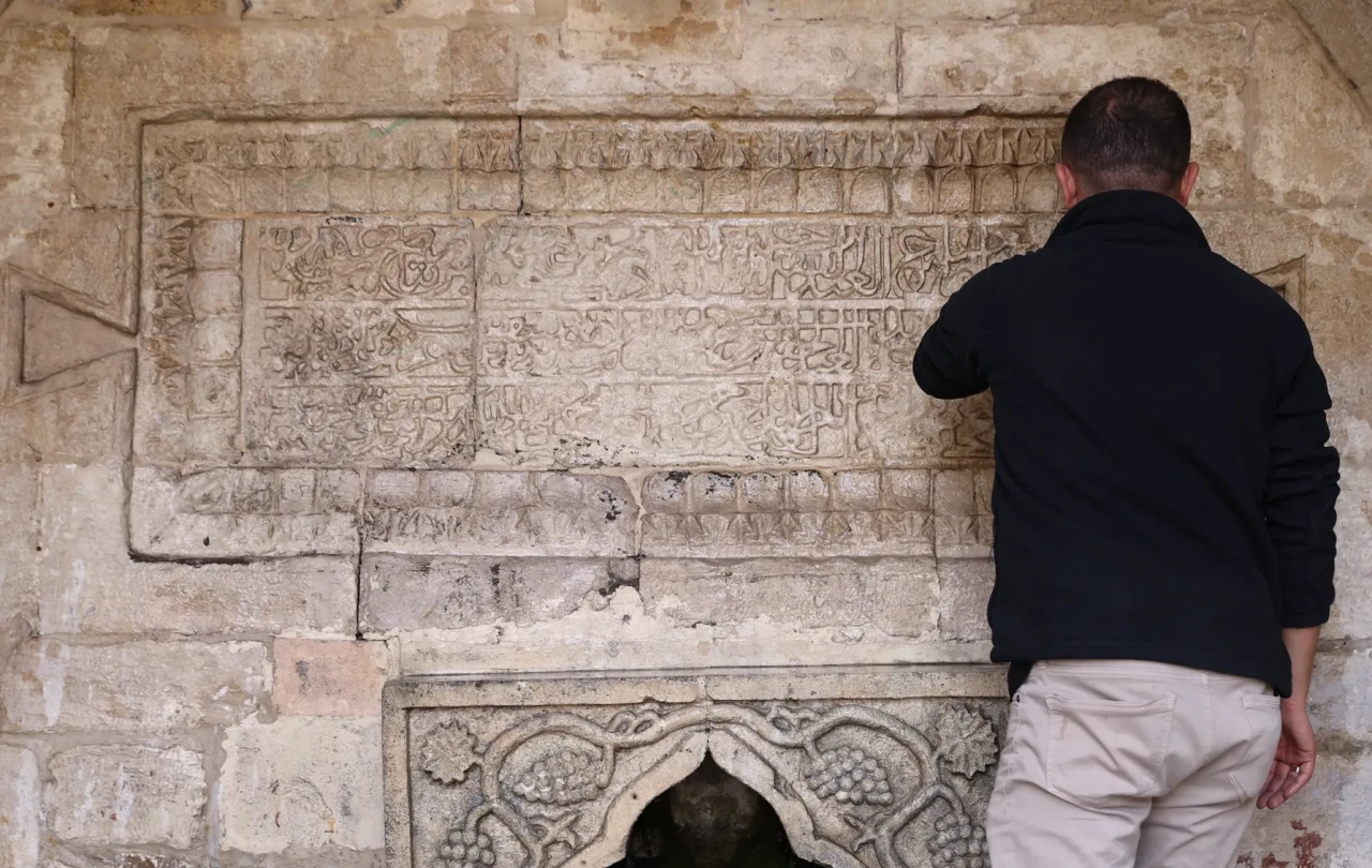 Asırlık Taşlar Yeniden Canlanıyor: Mardin’de Tarihi Çeşmelere Hayat Veriliyor