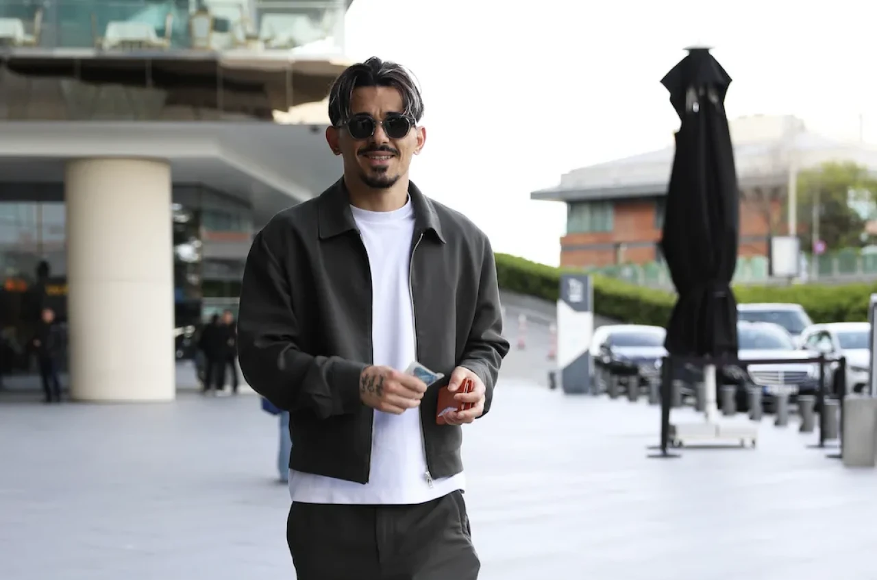 Başakşehir’in Yıldızı Serdar Gürler’den Sürpriz Mola! Alışveriş Tarzı Çok Konuşulacak