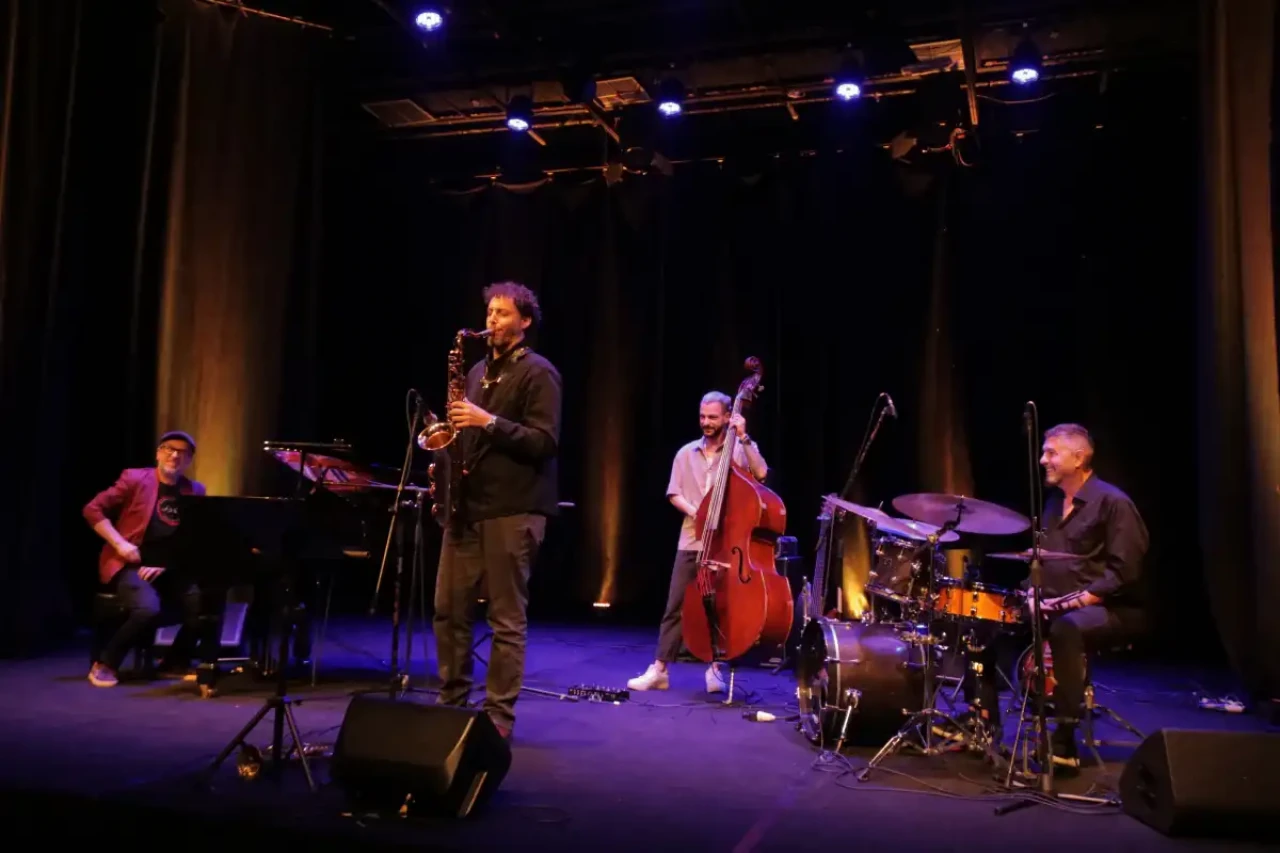 Tiran'da Cazın Büyüsü Başladı: Uluslararası Caz Festivali 14. Kez Sanatseverlerle Buluştu!