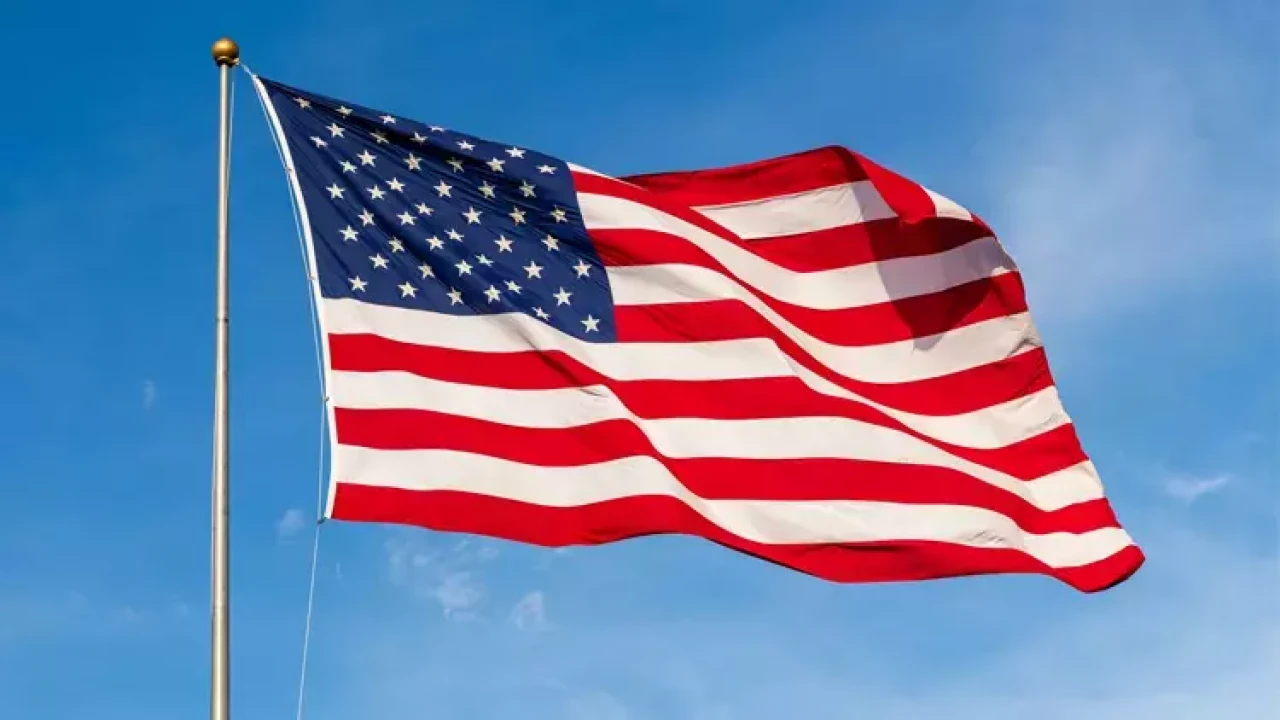 Amerika Dijital Felaketin Eşiğinde: Dolandırıcılar 16,6 Milyar Dolar Çaldı!