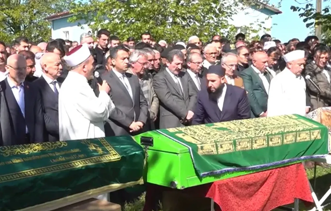 Samsun'da Heyelan Faciasında Hayatını Kaybeden Kaya Ailesi Son Yolculuğuna Uğurlandı