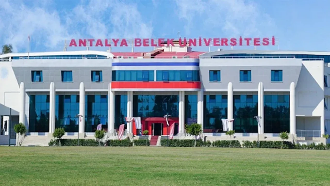 Antalya Belek Üniversitesi’nden Topluma Nefes Aldıran Projeler: Gençlik Artık Söz Sahibi!