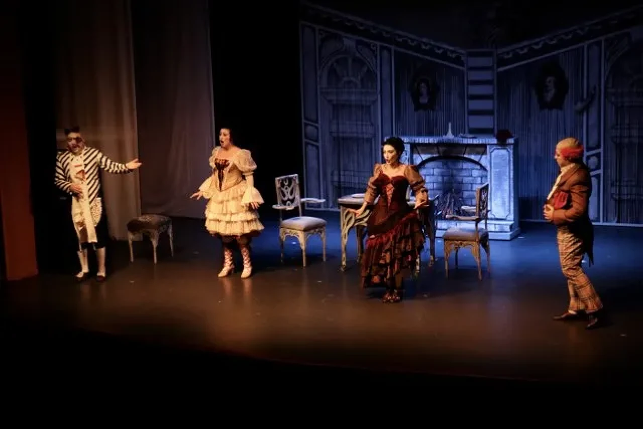 Kahkahalarla Dolu Bir Aşk Oyunu: “Doktor Mucize” Operası Sanatseverlerle Buluşuyor!