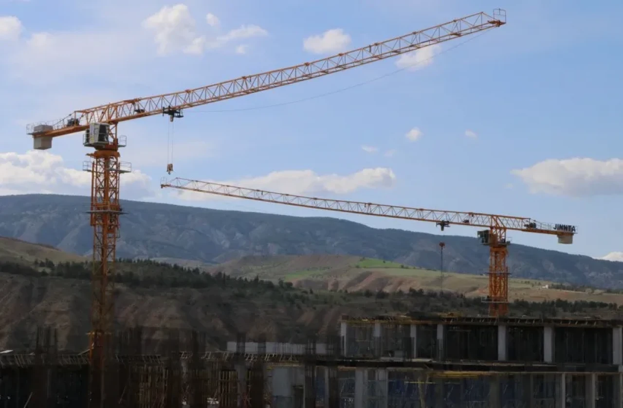 Çankırı'da Hastane İnşaatında Kaza: Vinçten Düşen İşçi Hayatını Kaybetti