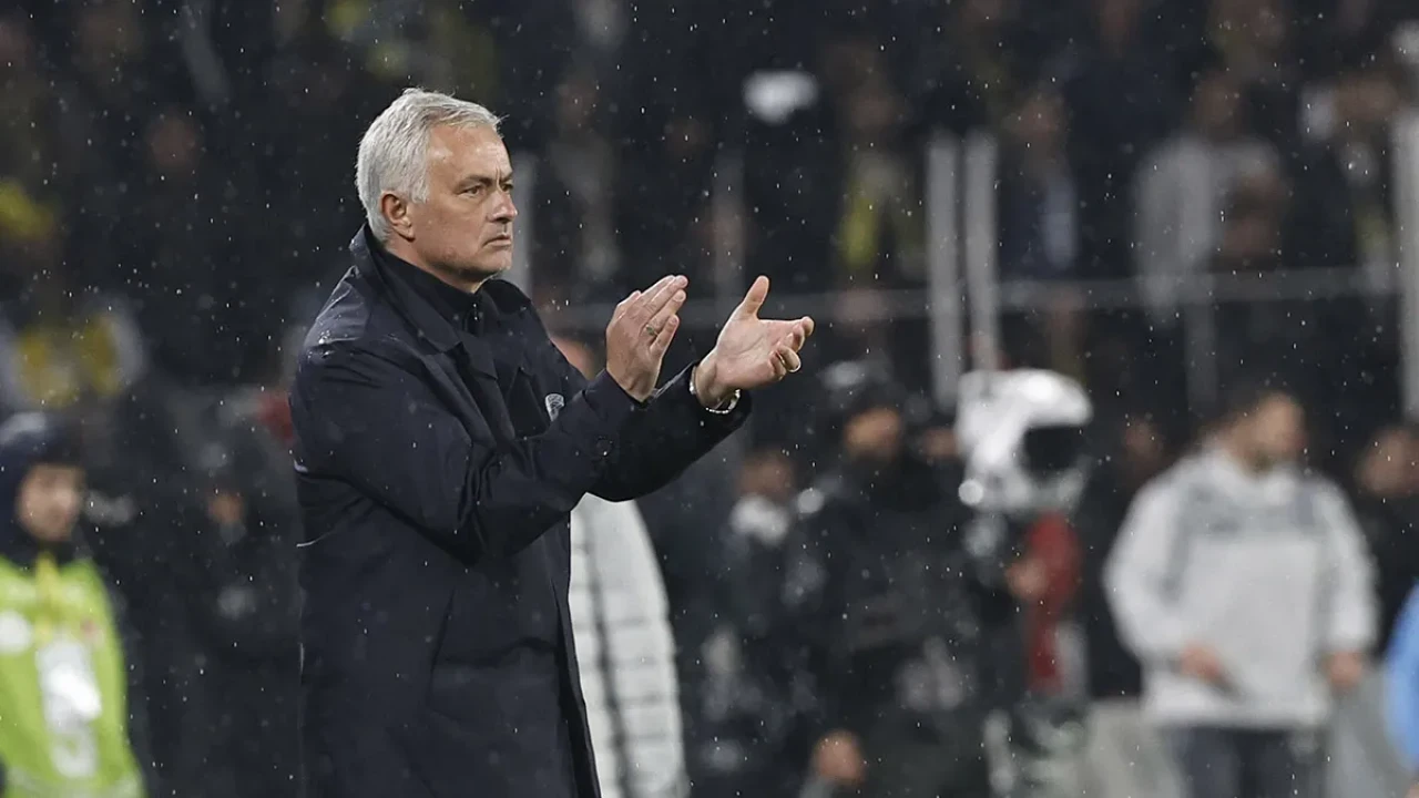 Jose Mourinho'dan Okan Buruk’a Sert Gönderme: Hollywood Bile Gördü!