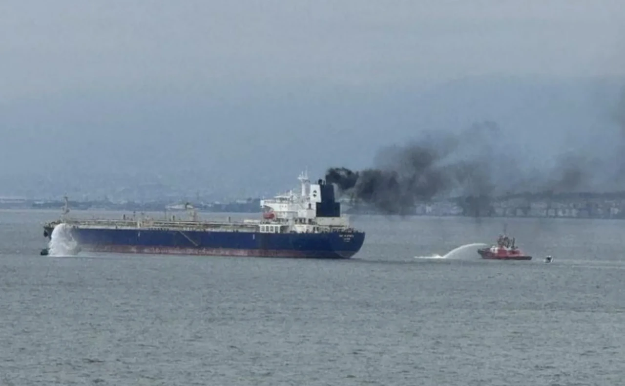 40 Bin Ton Akaryakıt Taşıyan Dev Tankerde Yangın! Körfez'de Büyük Tehlike Atlatıldı