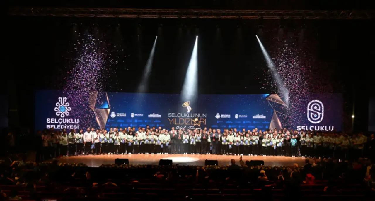 2024 Yılına Başarılarıyla Damga Vuran Selçuklu'nun Başarılı Sporcuları Ödüllendirildi!