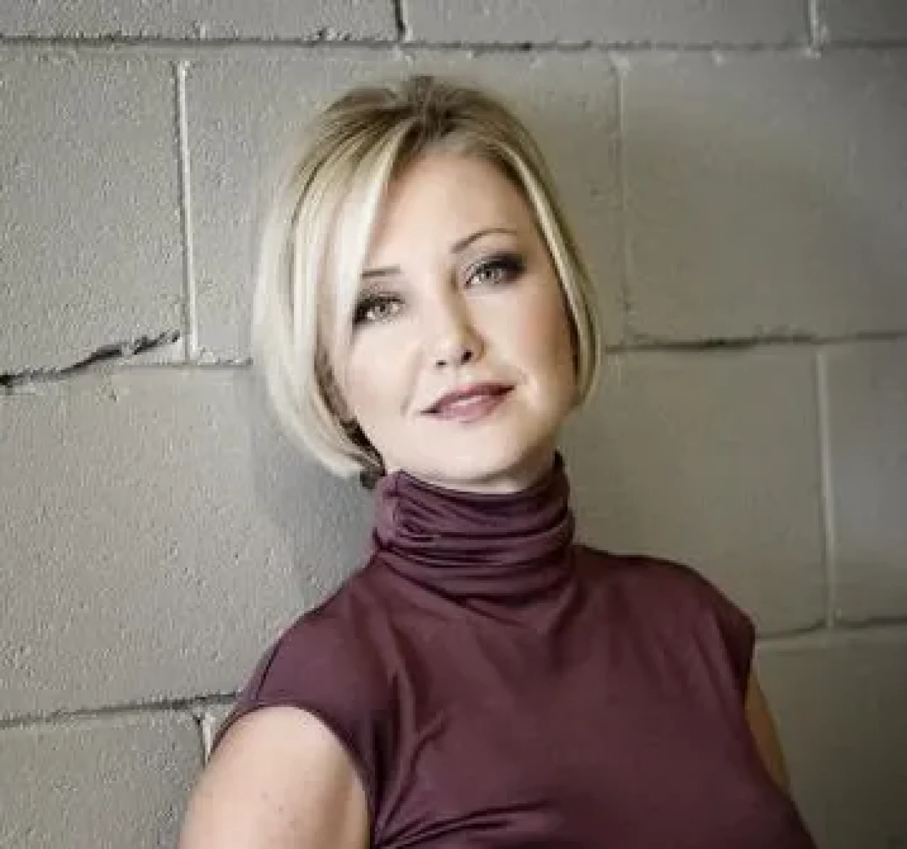 Berna Laçin Kimdir, Kaç Yaşında, Nereli, Evli mi, Eşi kim, Çocuğu Var mı, Hangi Dizi ve Filmlerde Rol Aldı?