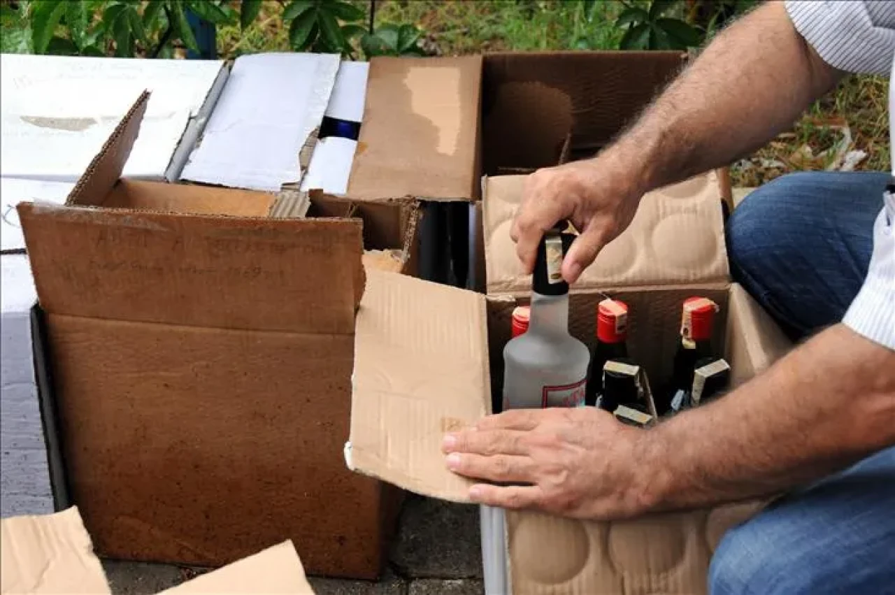 Aydın'da Kaçak İçki Denetimi Gerçekleştirildi: 573 İşletme Kontrol Edildi 4 Şüpheli Yakalandı