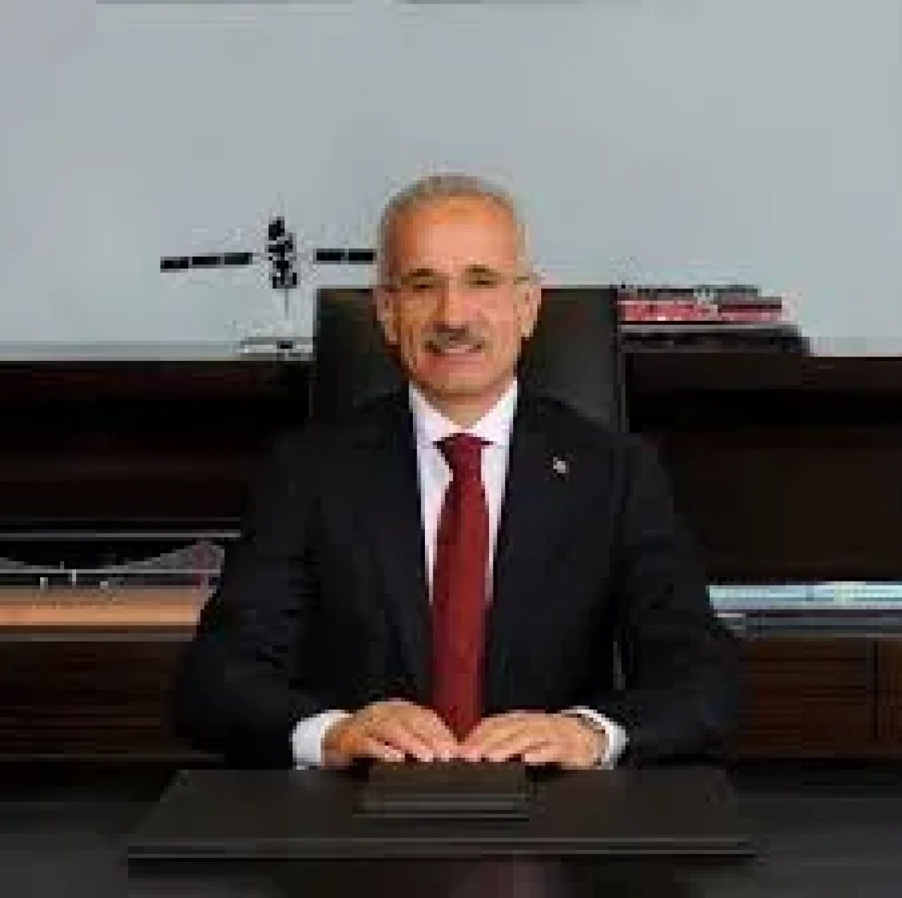 Abdulkadir Uraloğlu Kimdir, Kaç Yaşında, Aslen Nereli, Kiminle Evli, Eşi Kim, Hangi Partiden, Bakan mı, Mesleği Nedir?