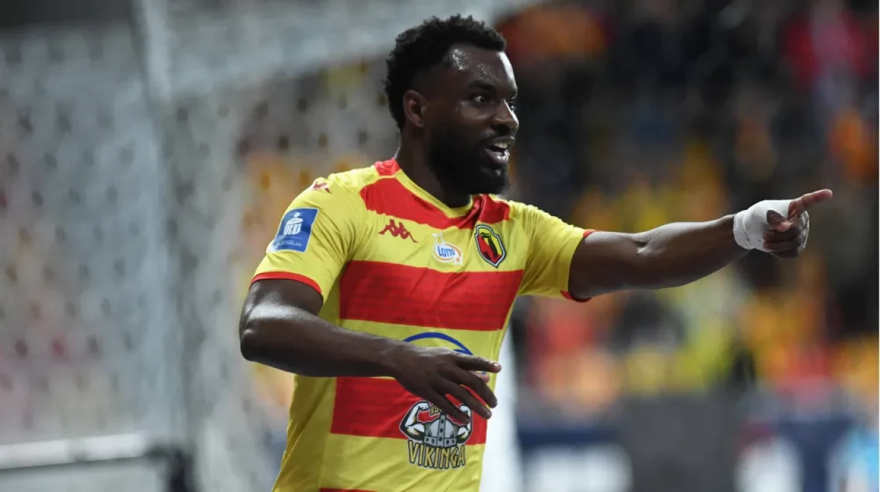 Beşiktaş Forvet Hattı İçin Transfer Çalışmalarına Başladı: Immobile Gidiyor Yerine Afimico Pululu Geliyor!