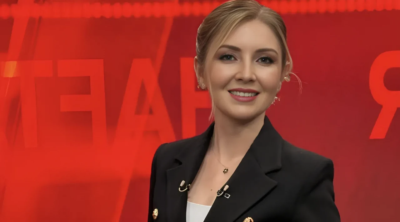 Spiker Gülinay Selçuk Kimdir? Aslen Nereli, Kiminle Evli, Eşi Kim, Kaç Yaşında, Ne İş Yapıyor? Moleküler Biyolojiden Haberciliğe