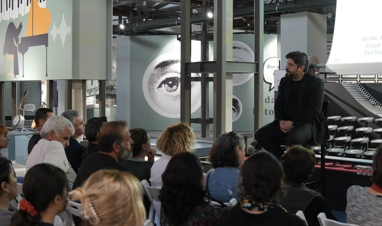 Adana’da Geçmişle Gelecek Buluştu! Dijital Sanatın Zirvesi “Köklere Yolculuk”