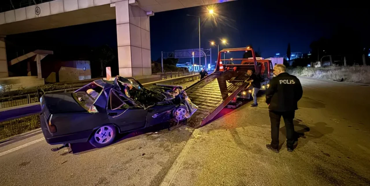 Genç Sürücü Ölümden Döndü: TIR’a Arkadan Çarptı