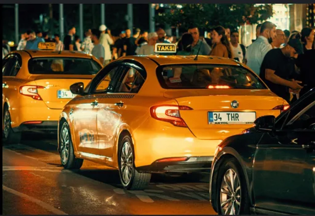 Silahla Taksiciyi Tehdit Etti, Gasp Etti, Tutuklandı!