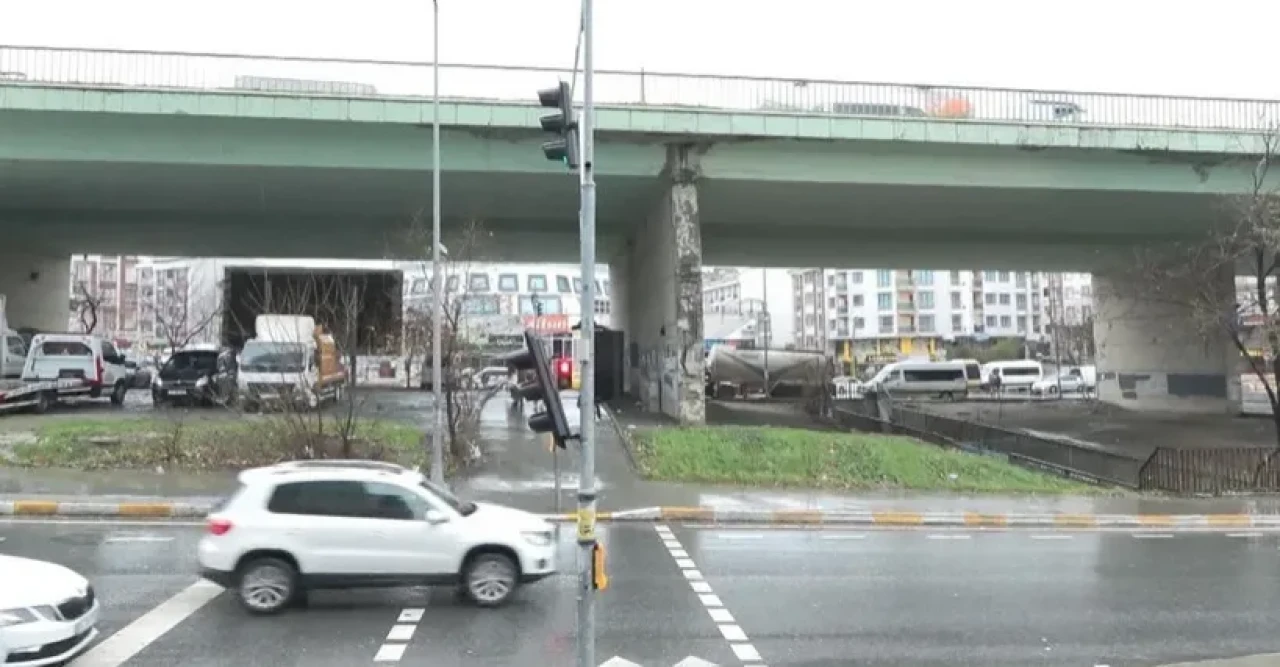 Balıkyolu Köprüsü Yıkılma Riskiyle Gündemde
