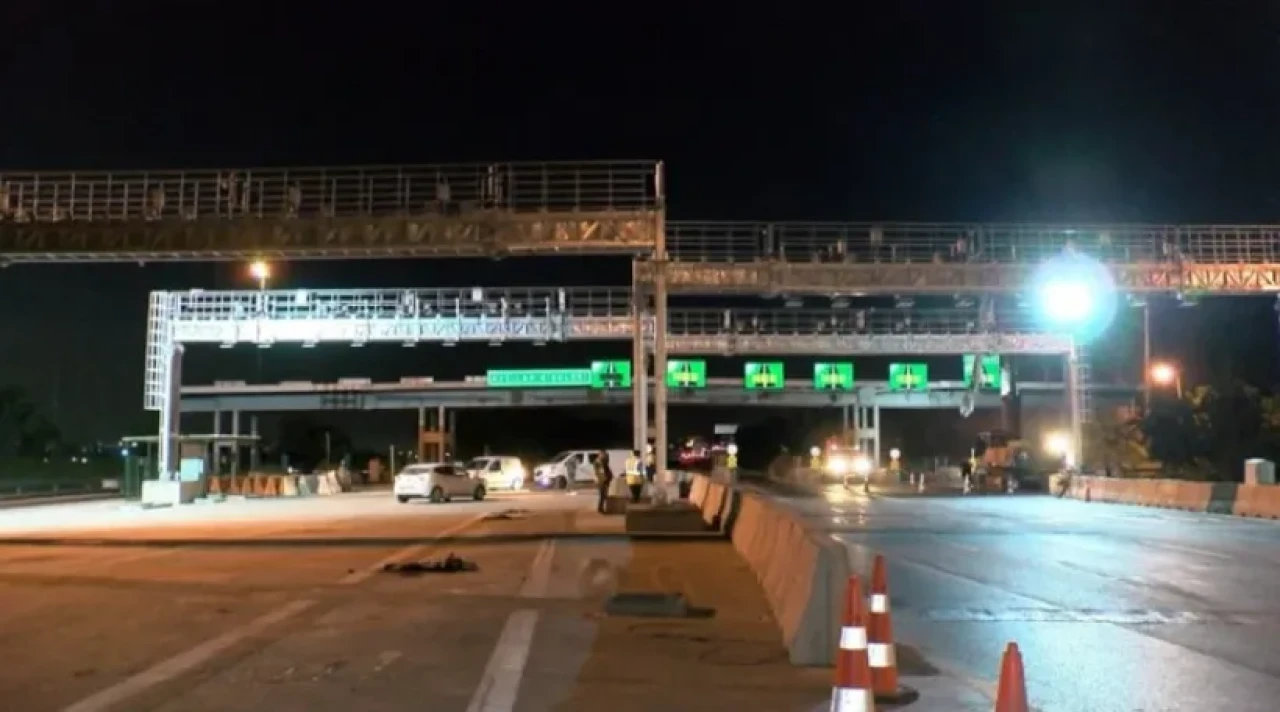 Avcılar Gişeleri 6 Gün Trafiğe Kapatıldı!