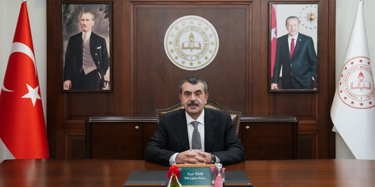 Bakan Yusuf Tekin’den 19 Mayıs Mesajı: “Gençlerimizle Türkiye daha da güçlenecek”