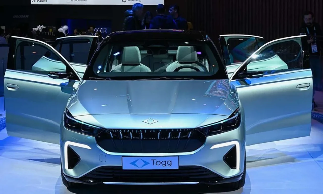 Togg yeni sedanı T10F ne kadar gidiyor? Temmuz’da yollarda