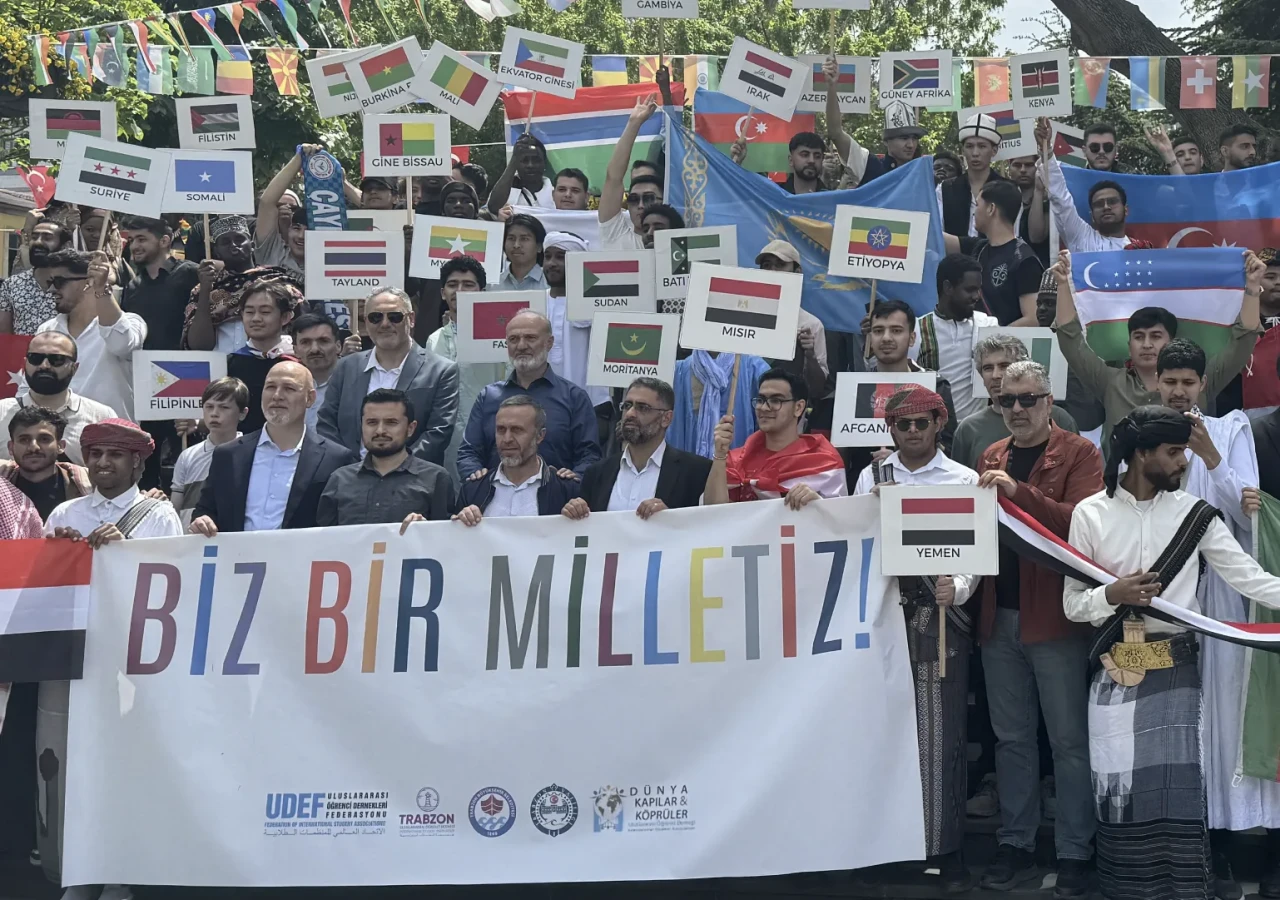 Trabzon’da Kültürlerin Dansı: 50 Ülkeden Öğrenci Türkiye’de Buluştu!