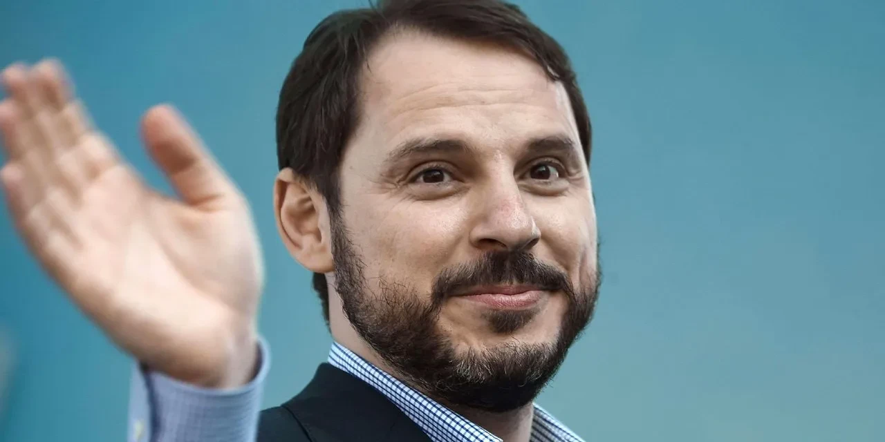 Berat Albayrak Kimdir, Neden İstifa Etti, Nerede, Kiminle Evli, Kaç Yaşında, Aslen Nereli, Siyasi Kariyeri?