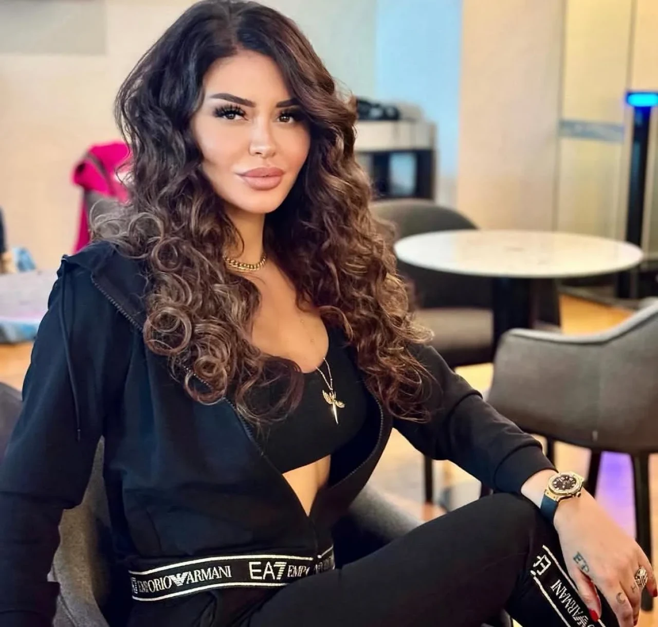 Ebru Polat kaç yaşında, aslen nereli, kimdir, evli mi, eşi kim? İşte hayatı ve biyografisi