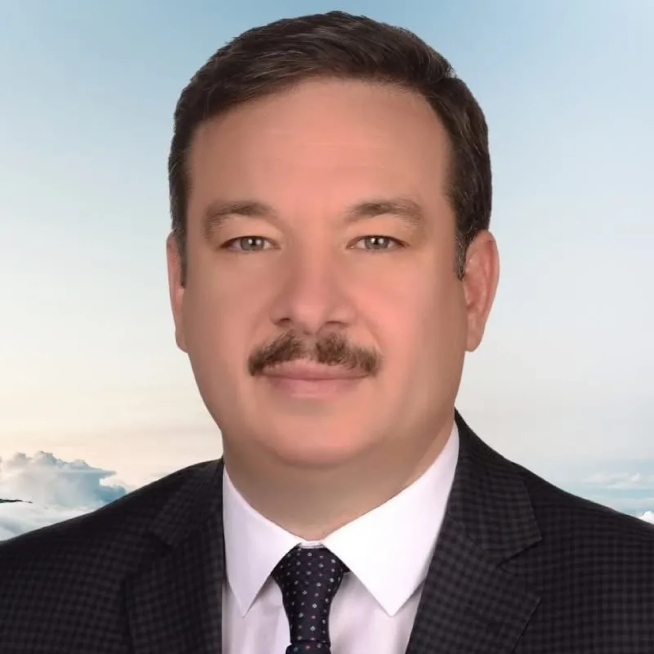 Yavuz Kurt’tan dijital çağda siyasetin şifreleri: “Siyasal İletişimin Dönüşümü” Kitabı okurla buluştu