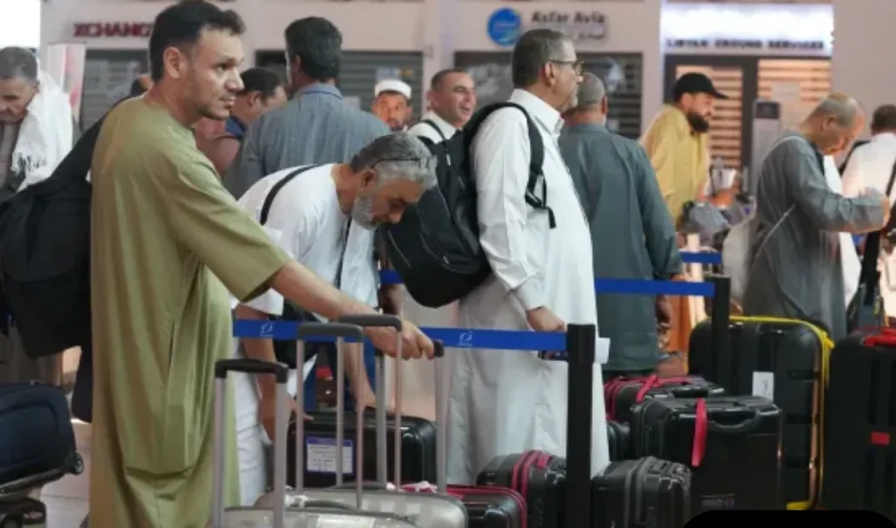 “Uçak Bensiz Gitmez” Diyen Hacı Adayı Sosyal Medyanın Gündeminde