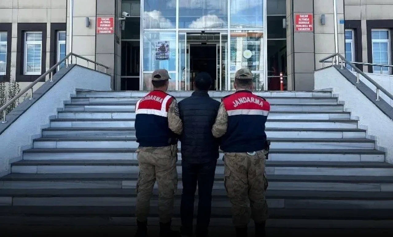 14 Yıl Kesinleşmiş Cezası Olan Uyuşturucu Firarisi Bitlis’te JASAT Operasyonuyla Yakalandı!