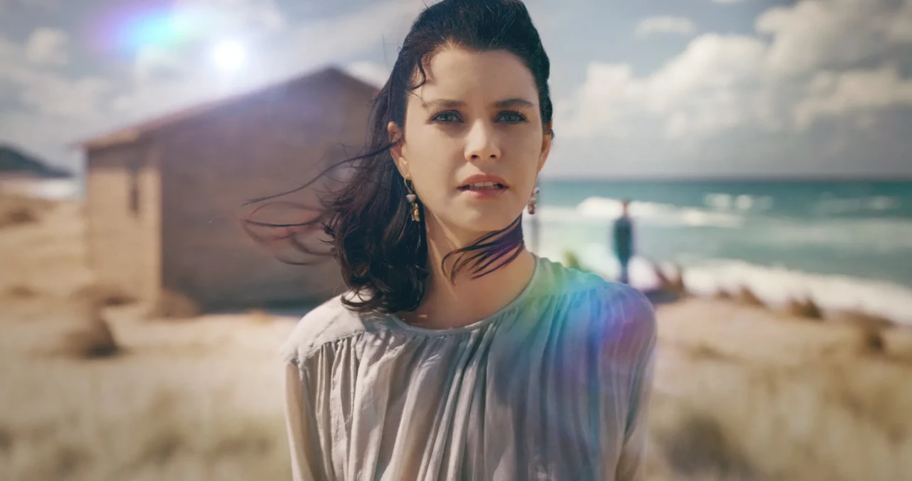 Beren Saat'in Netflix Dizisi Atiye'deki O Meşhur Villa Satışa Çıktı! İşte Fiyatı!