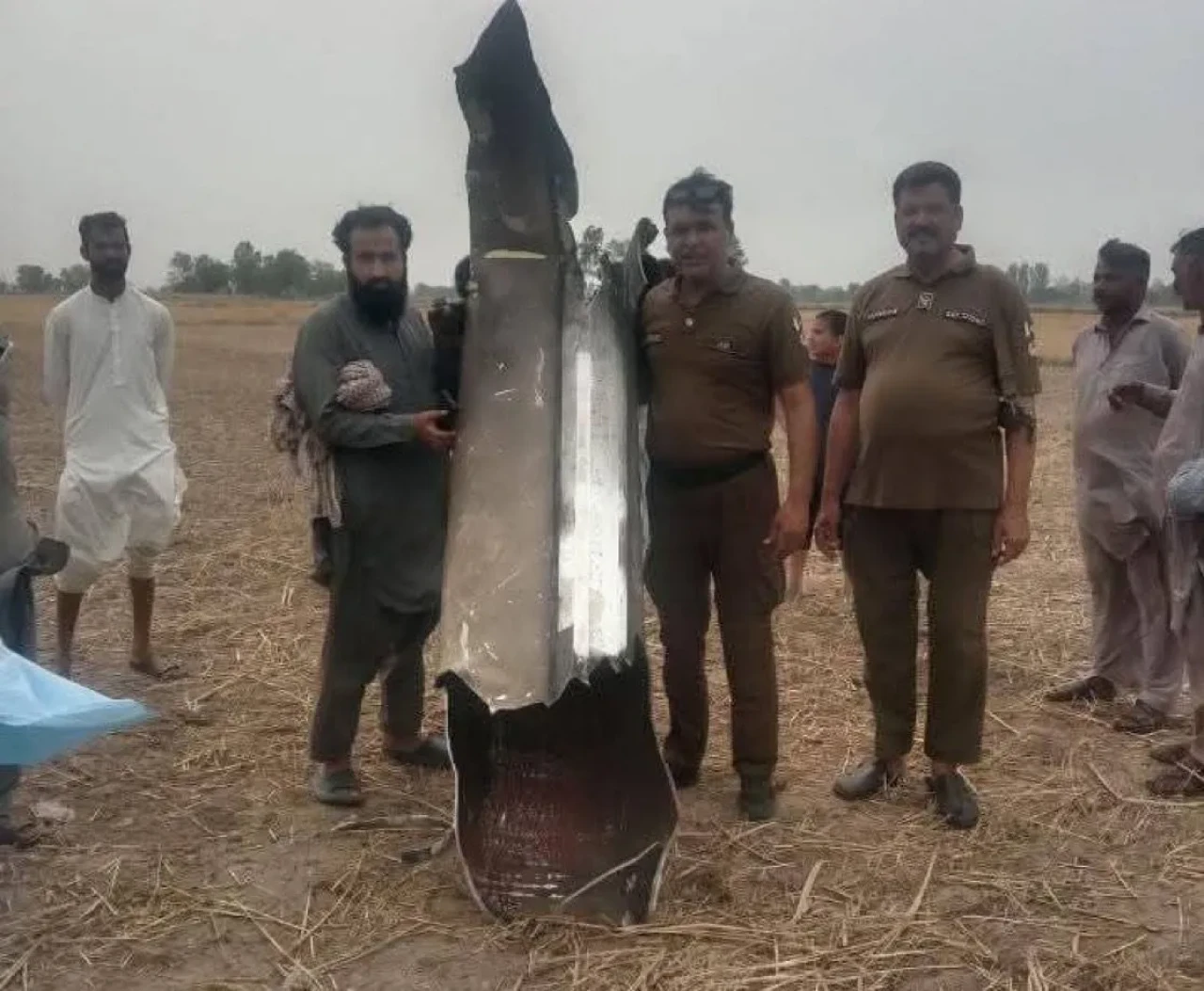 Pakistan, Hindistan Füzesini Vurdu! Tansiyon Zirvede