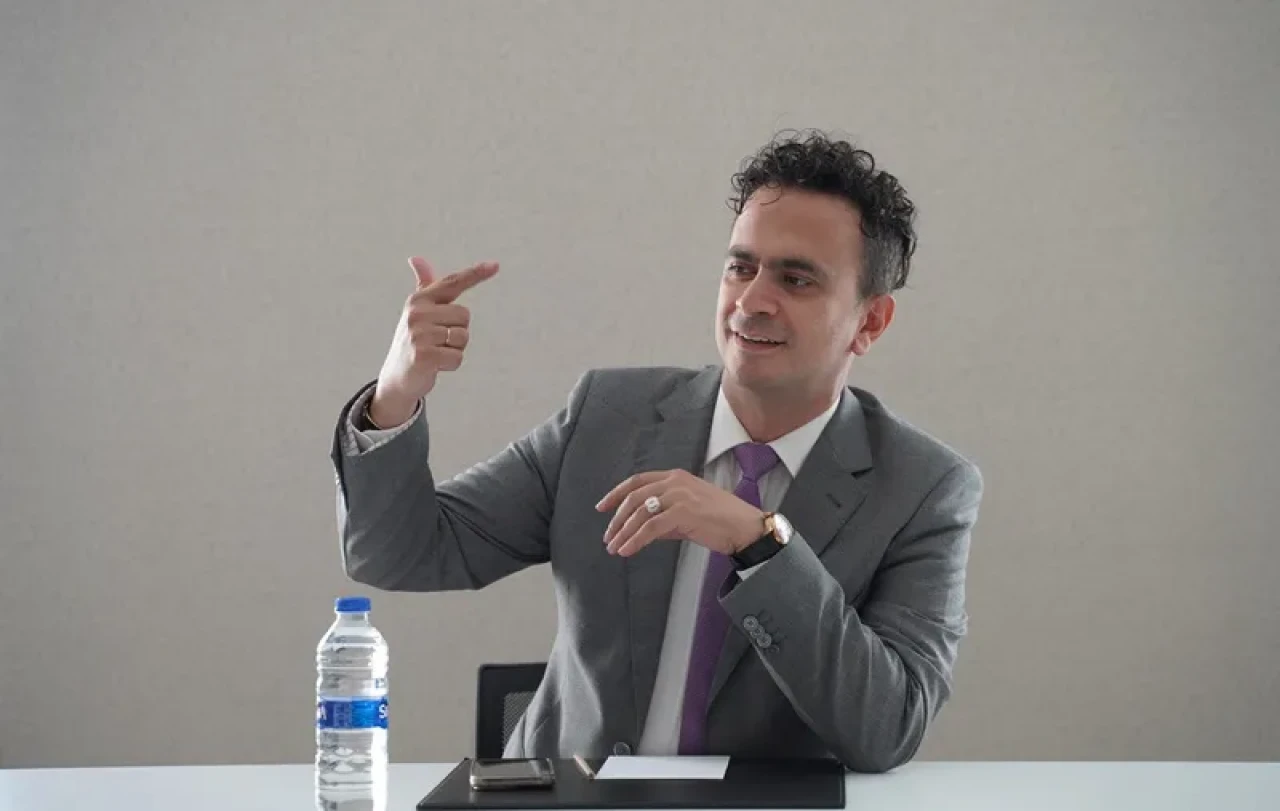 Dr. Henry Abdo Sessizliğini Bozdu: “İftira ile Yıkılmam, Geri Döneceğim!”