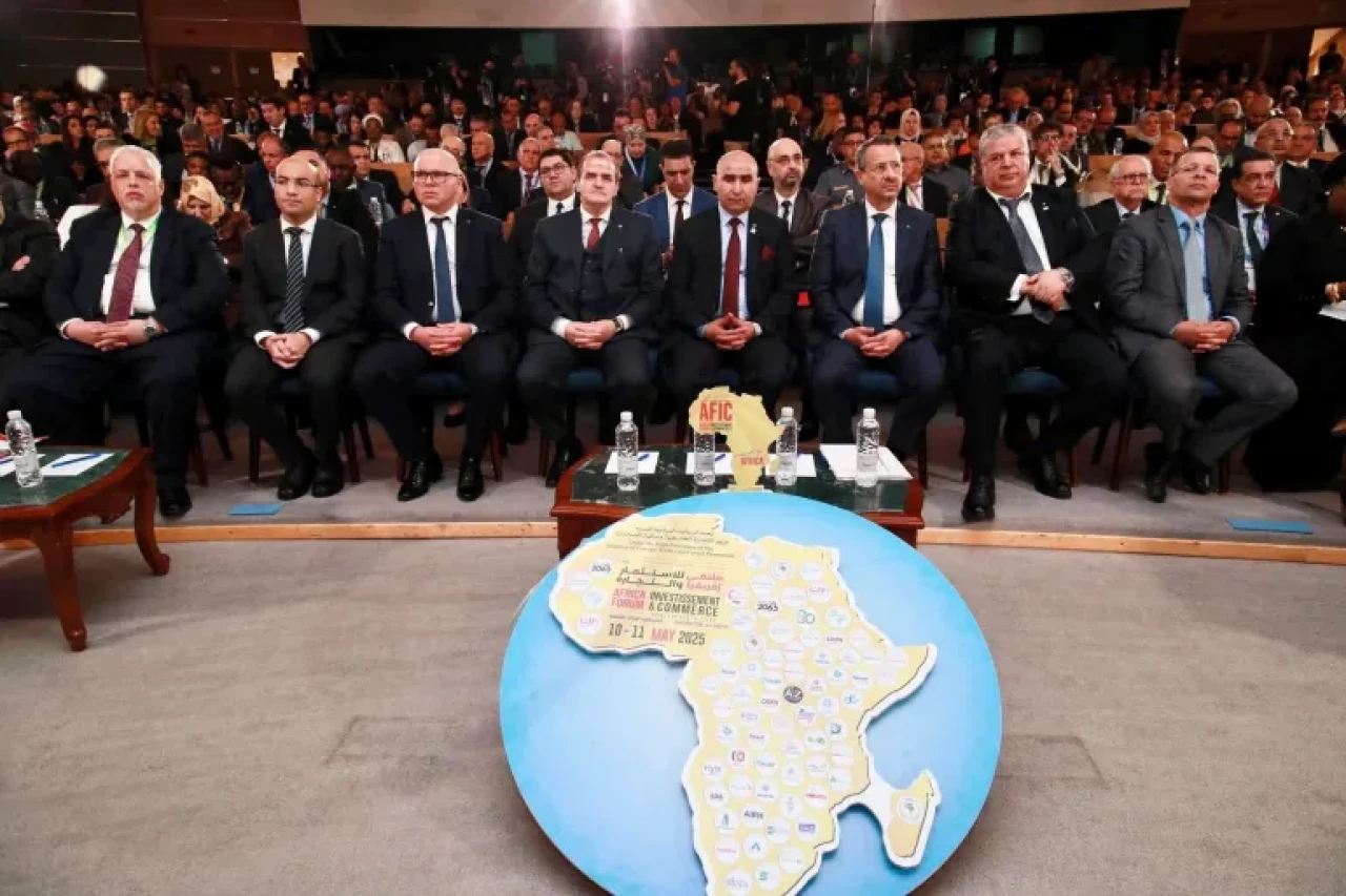 Cezayir’de Afrika Yatırım ve Ticaret Forumu Başladı