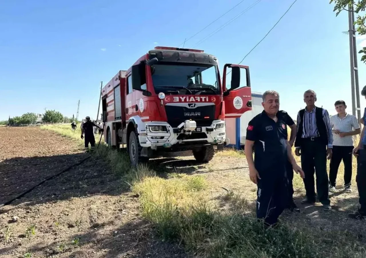 Alitaşı Mahallesi’nde Yangın: İtfaiye Hızla Müdahale Etti