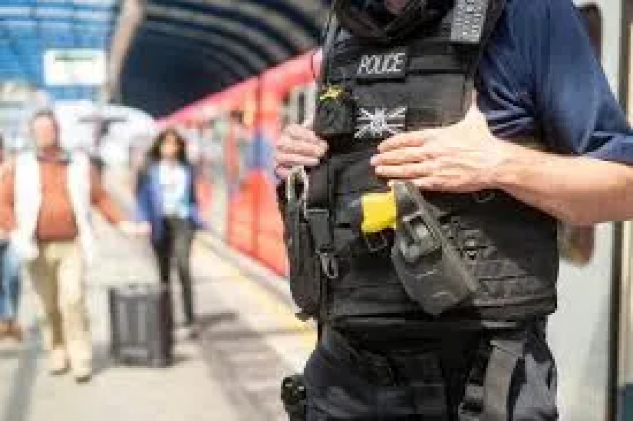 İngiltere'de Oturum Şartları Sertleşiyor