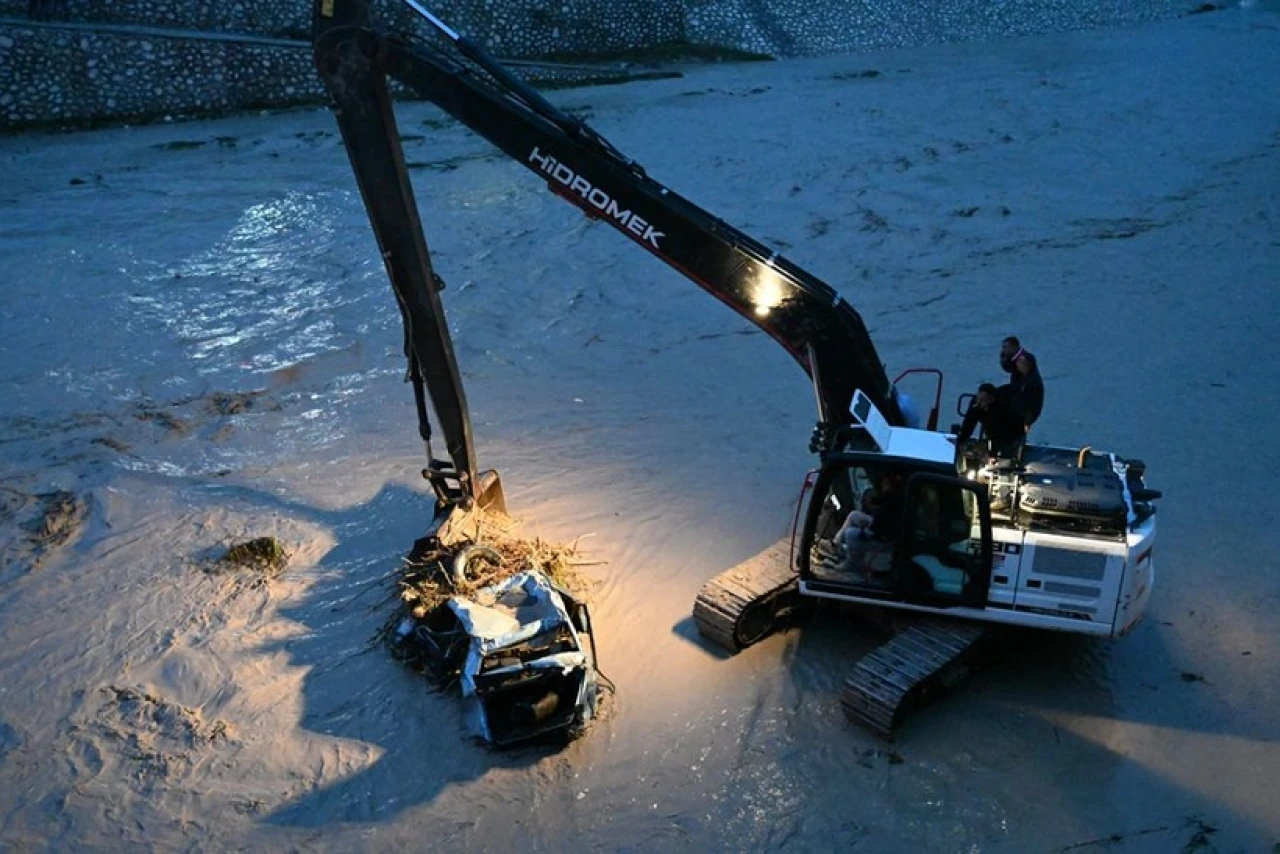 Sel Osmaniye’yi Vurdu: Evler ve Araziler Su Altında