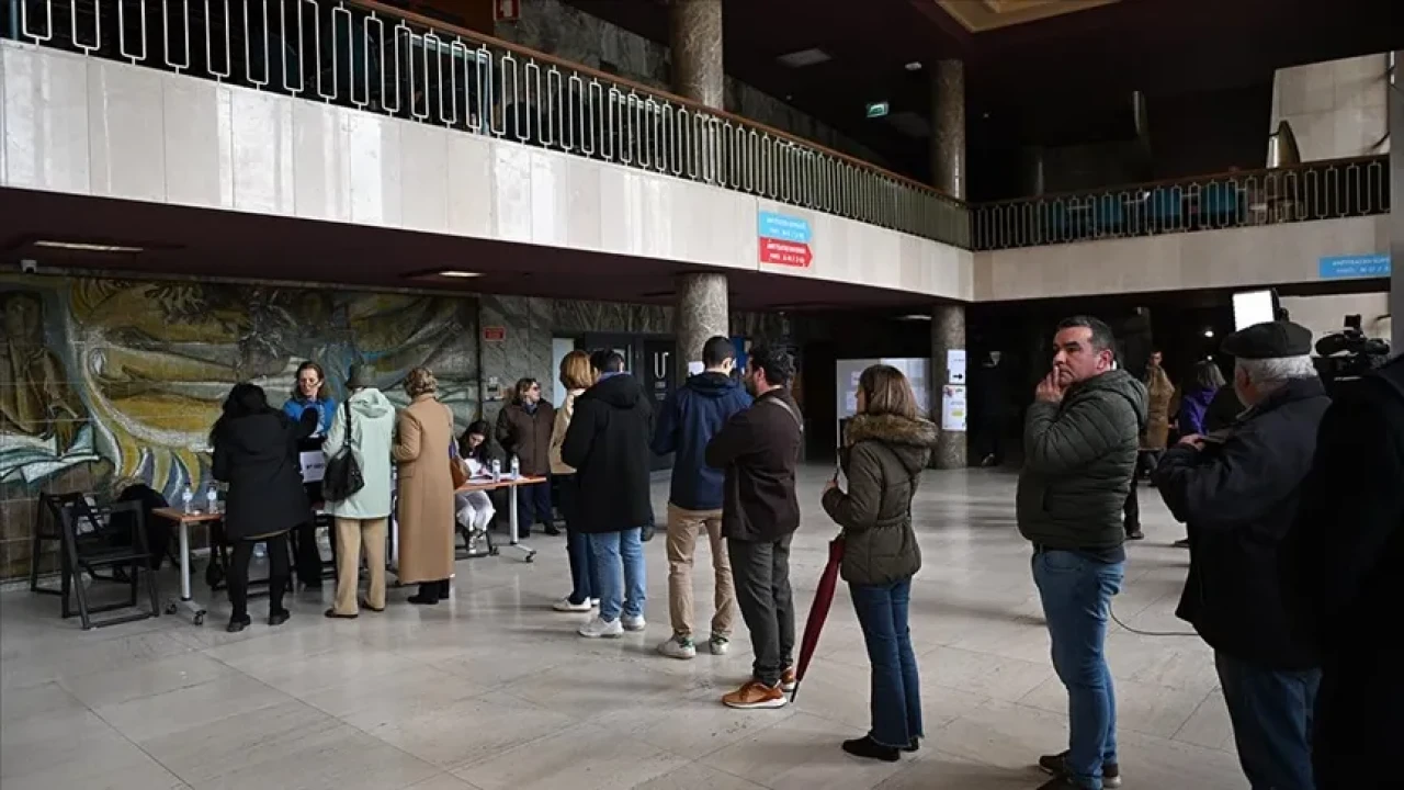 Portekiz’de Sandık Başında Belirsizlik: Erken Seçimde Kritik Gün