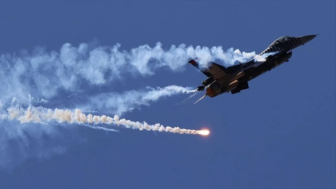 İstanbul’da uçak sesi sebebi belli oldu: Jet seslerinin nedeni açıklandı