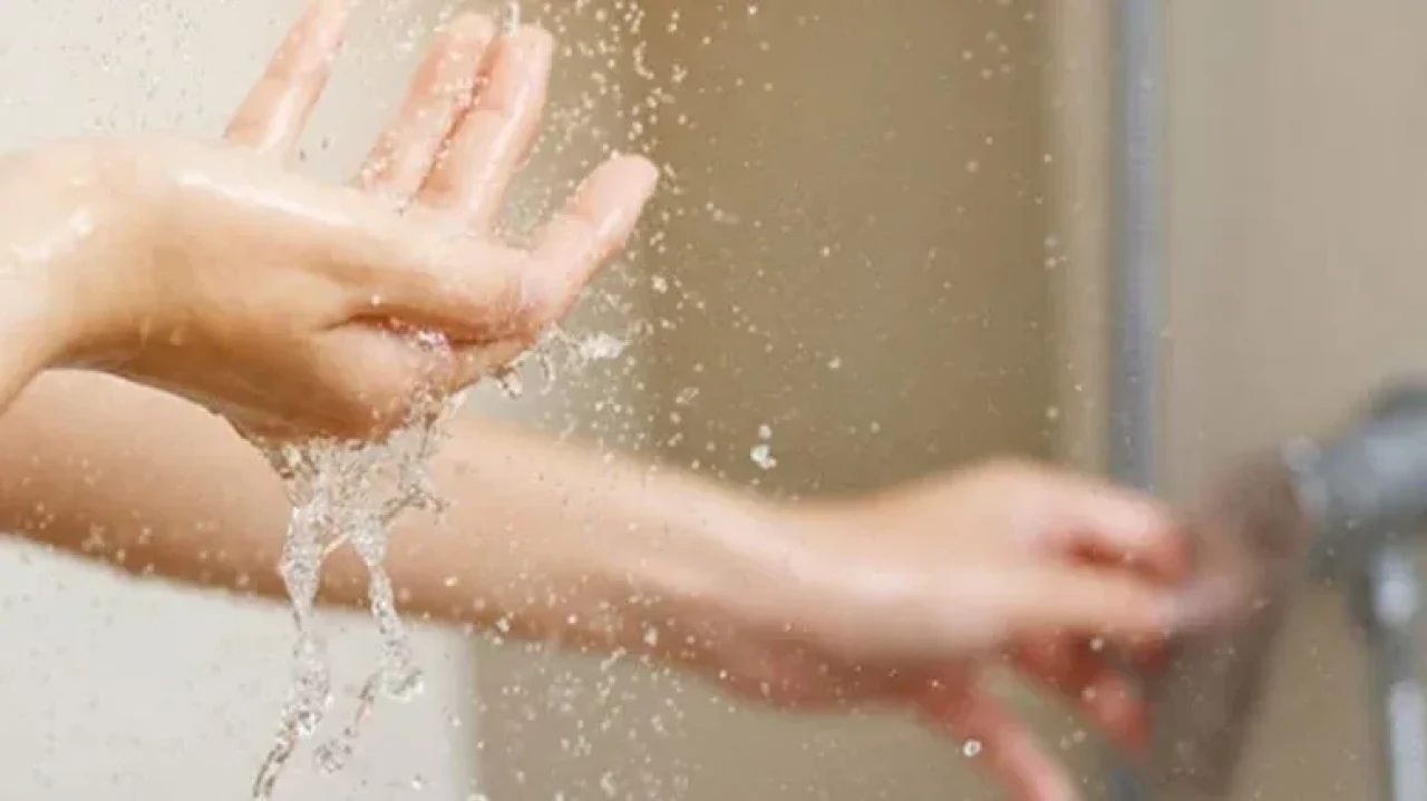 İstanbullulara kritik uyarı: Duş süresini 8 dakika ile sınırlandırın!