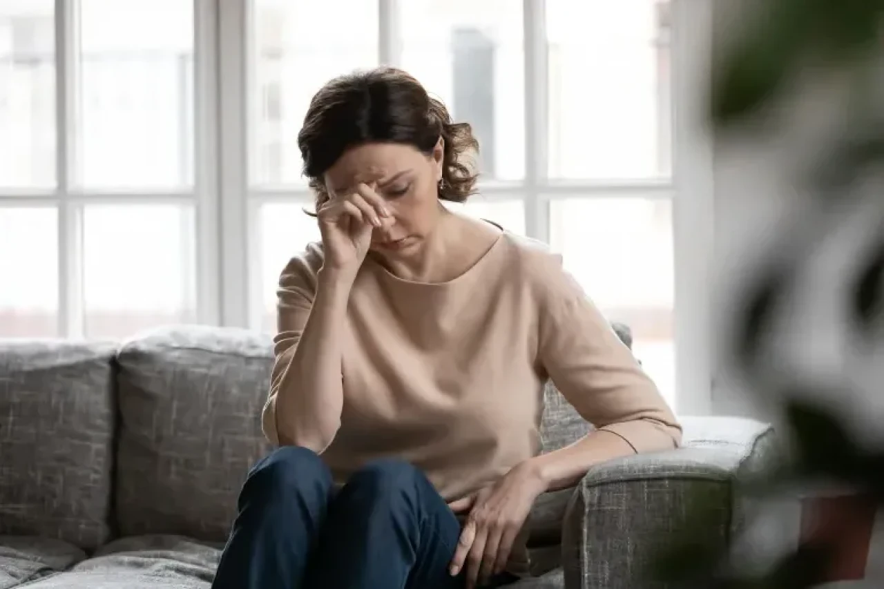 Basit Bir Morluk Sandı, Melanom Teşhisi Aldı