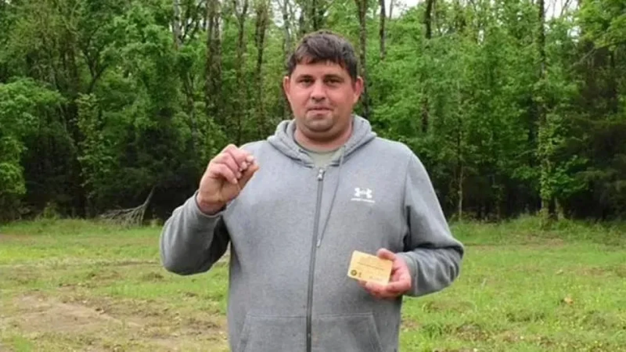 Yerdeki Çöpten Servet Çıktı! 3.81 Karatlık Elmas Herkesi Şaşkına Çevirdi