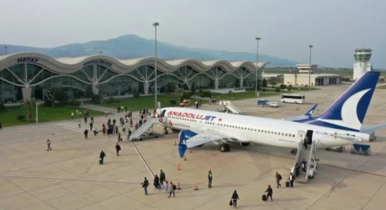 Hatay Havalimanı 1 Ay Uçuşlara Kapatılıyor