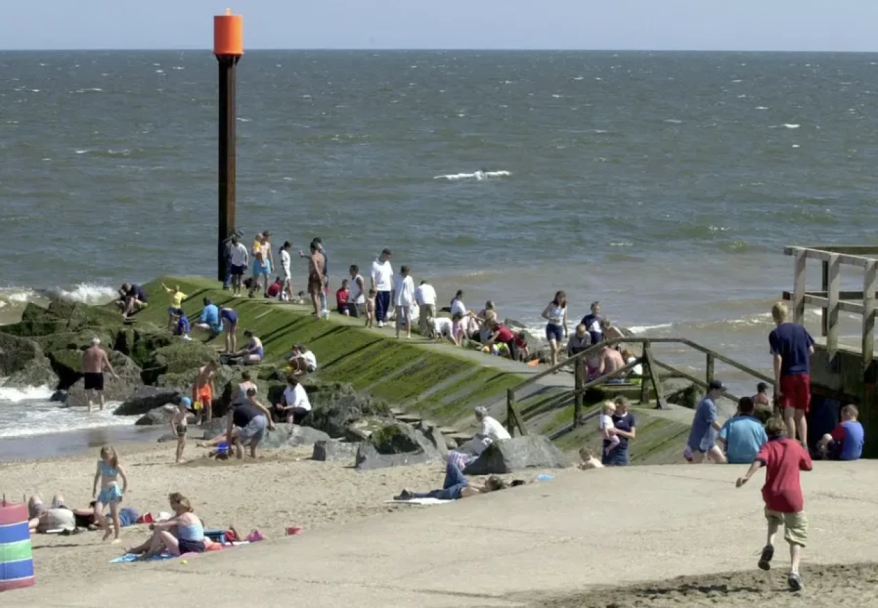İngiltere’de Kahramanlıkla Gelen Trajedi: İki Çocuğu Kurtardı, Hayatını Kaybetti
