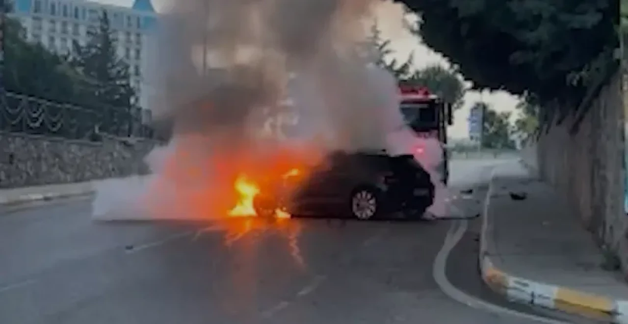 Pendik’te Otomobil Kazası Sonrası Yangın